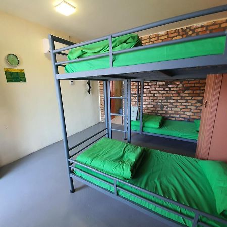 Spot On 90022 Segar Recreation Eco Park Hotel Петалинг Джая Екстериор снимка