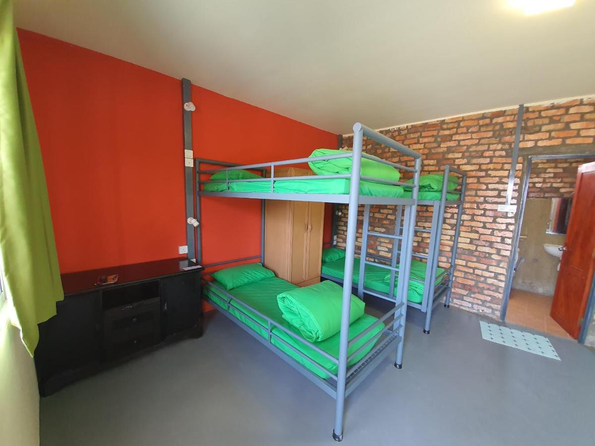 Spot On 90022 Segar Recreation Eco Park Hotel Петалинг Джая Екстериор снимка
